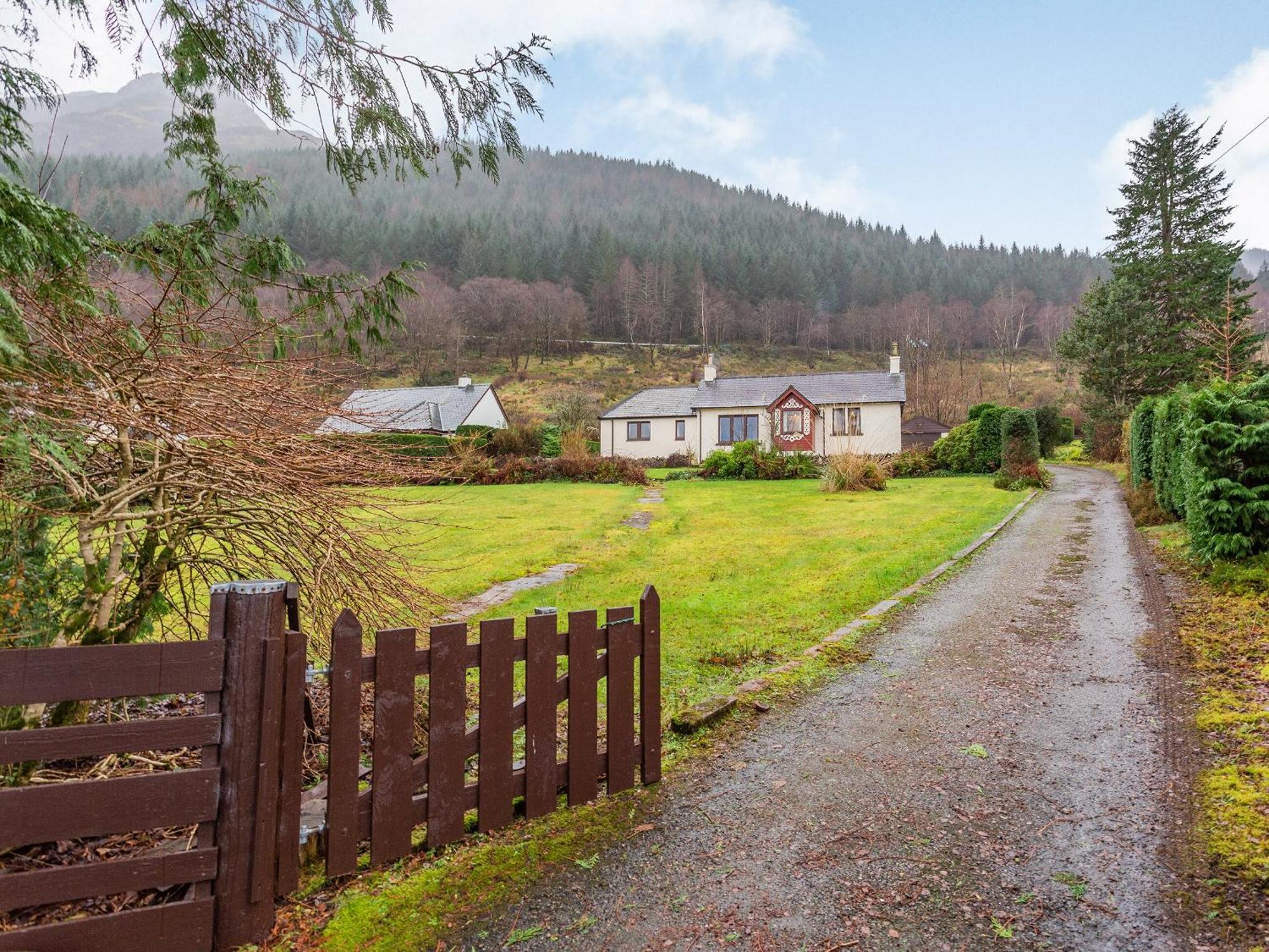 Creagan Ruadh Villa Shiel Bridge Exterior photo